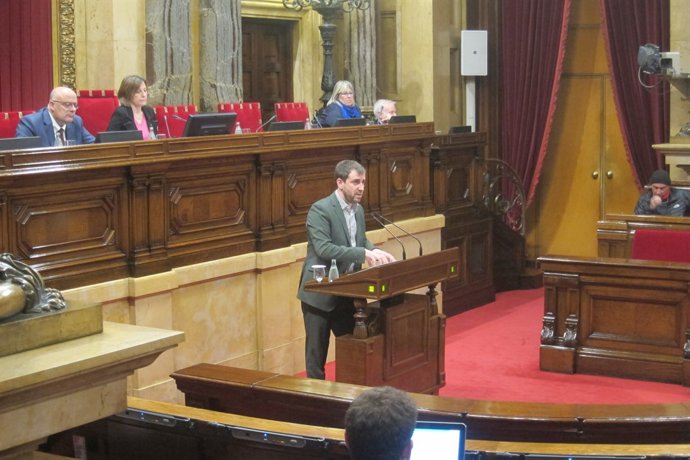 Toni Comín, al Parlament / ARXIU
