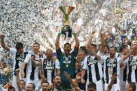 Buffon se despide de la Juventus con una victoria y levantando el título de liga