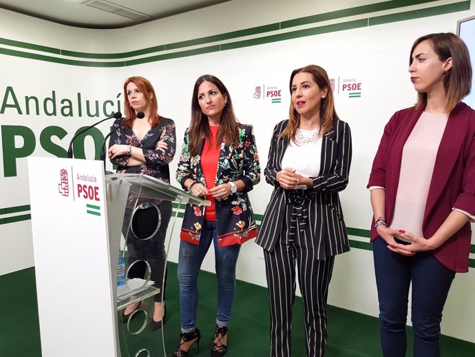 Beatriz Rubiño e Inés Plaza,en rueda de prensa este domingo.