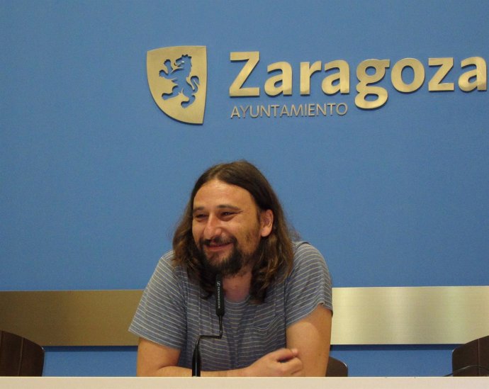 Pablo Híjar, este lunes en rueda de prensa en el Ayuntamiento de Zaragoza