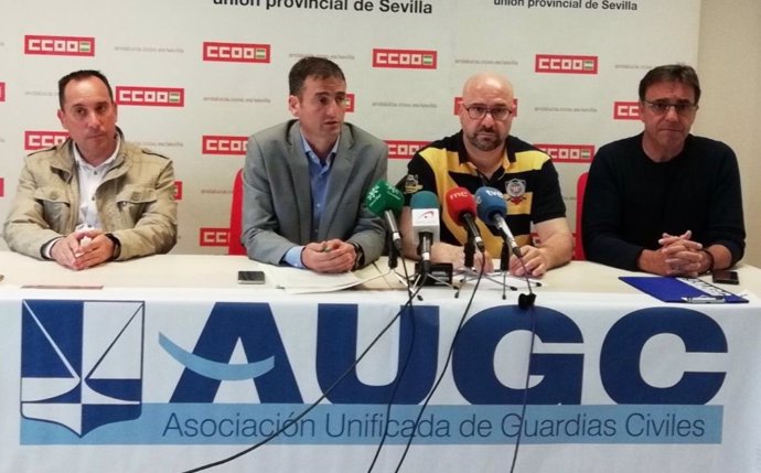 Rueda de prensa en Sevilla de la AUGC sobre el narcotráfico en Cádiz