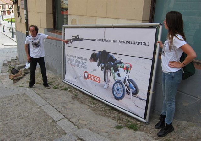 Miembros de El Refugio, durante el juicio por disparar a un perro. 21-5-2018