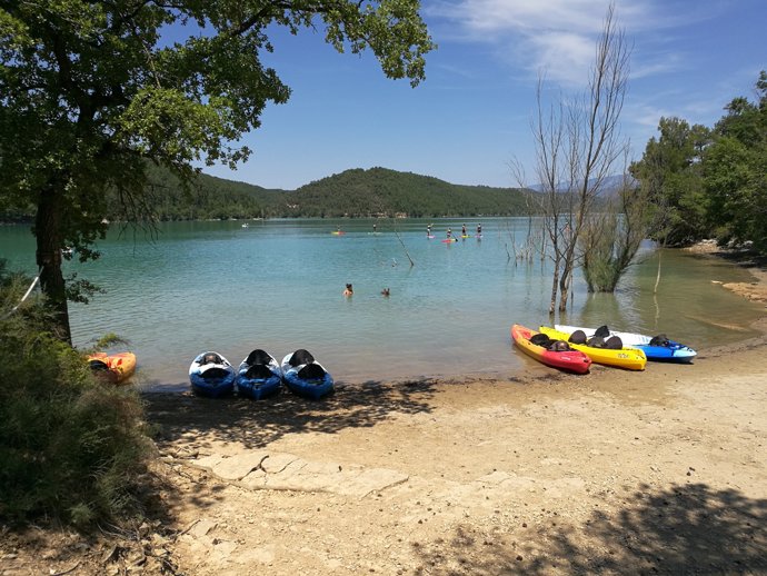 Algunos kayaks de Clariana de Cardener tendrán sillas anfibias este verano