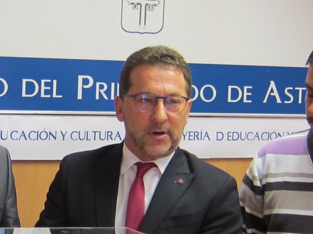 El consejero de Educación y Cultura, Genaro Alonso                          