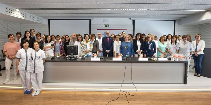 Domínguez en el acto en el que se ha entregado el reconocimiento al CHN