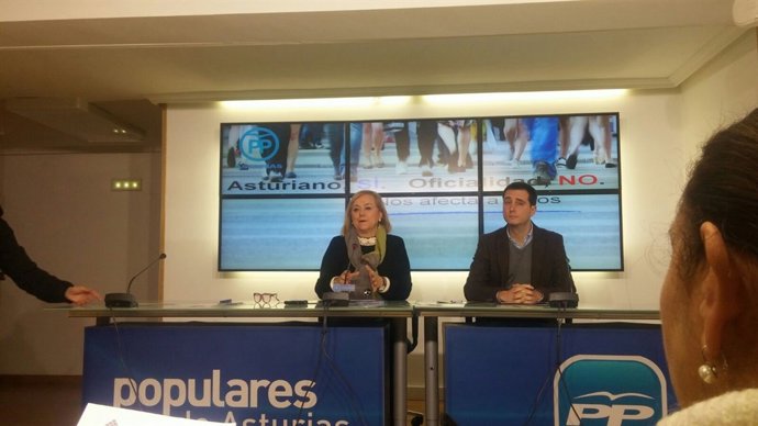 Rueda de prensa de MErcedes FErnández y David González Medina (PP)