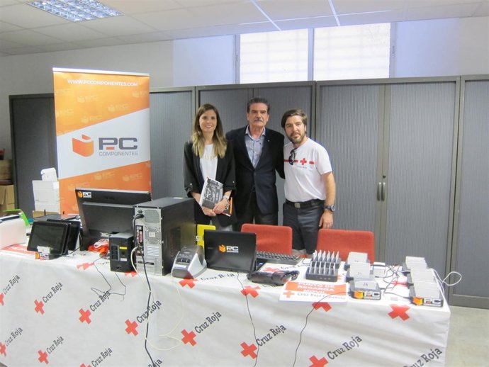 Herrero y Jover con los recursos que PcComponentes para actuar en emergencias