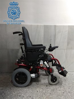 Silla de ruedas recuperada por la Policía tras ser robada en Dos Hermanas