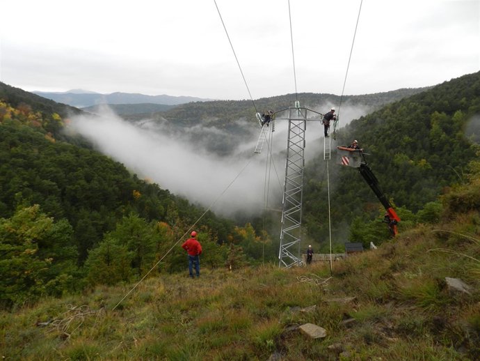  Endesa Llevará A Cabo Actuaciones En La Red De Alta Tensió                     