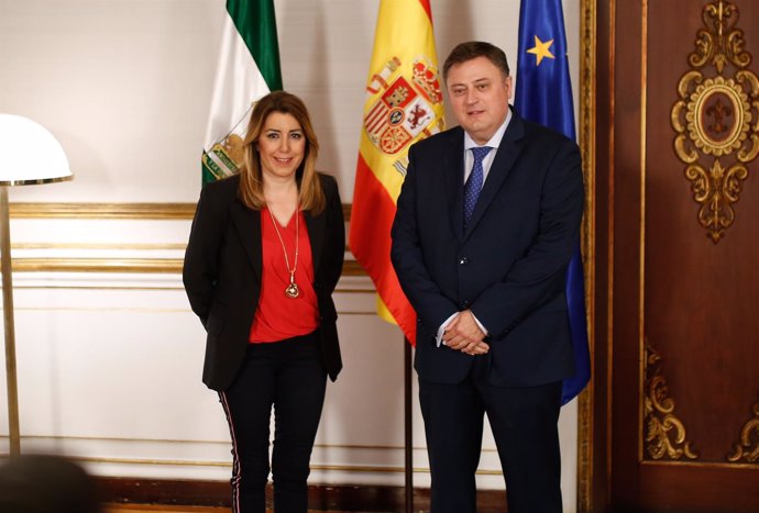  Susana Díaz Con El Director Territorial De Telefónica, Jerónimo Vílchez 