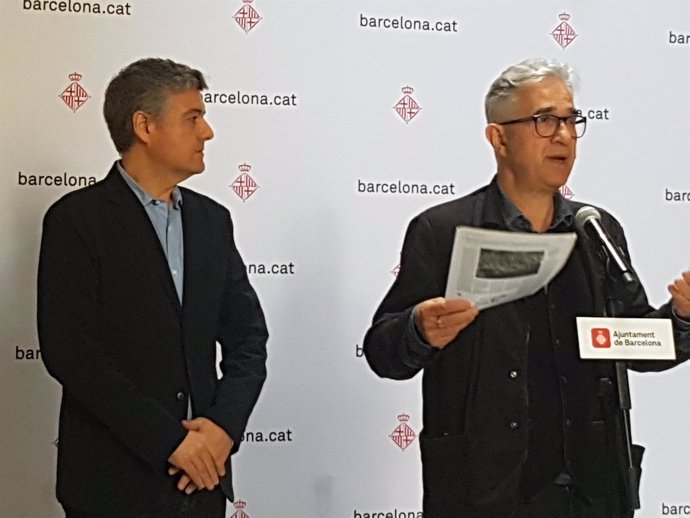 El concejal Josep Maria Montaner y el gerente Javier Burón
