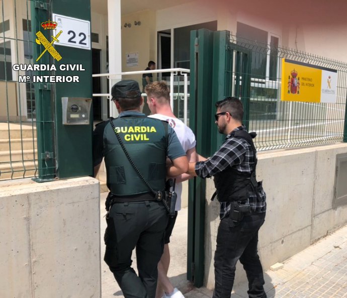 Uno de los detenidos por el incendio en un hotel de Magaluf