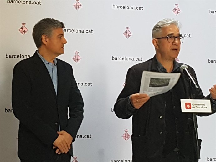 El regidor Josep Maria Montaner i el gerent Javier Burón