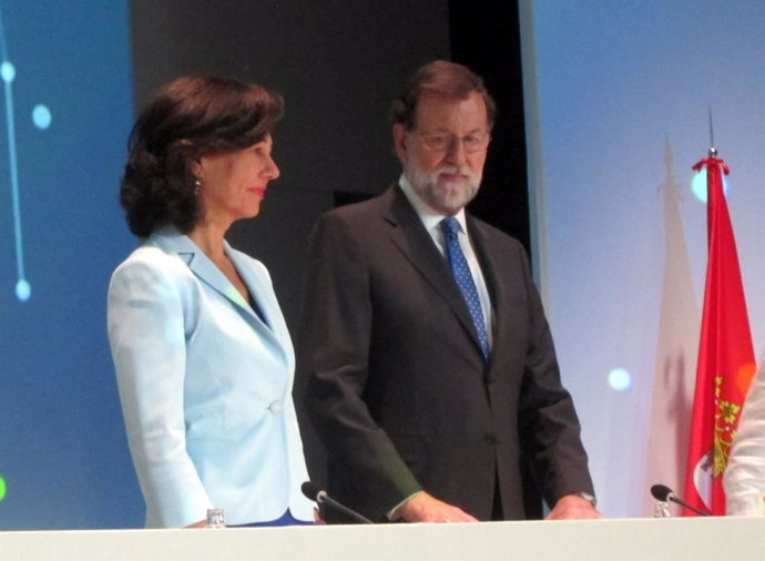 Ana Botín y Mariano Rajoy en la cita de Universia en Salaman                    