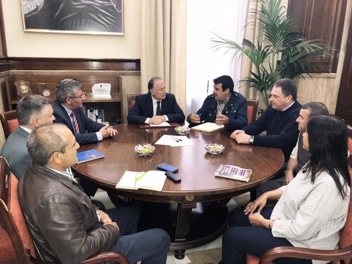Representantes de COAG, reunidos con el subdelegado del Gobierno, Luis Soria