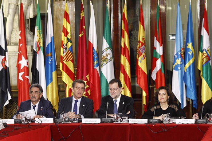 Rajoy presideix la primera sessió de treball de la Conferència de Presidents