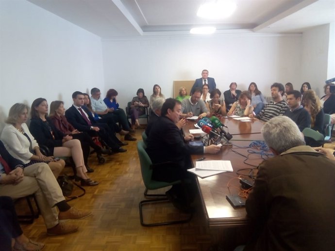 Jueces y fiscales se suman en un 80% a la huelga en Huelva.