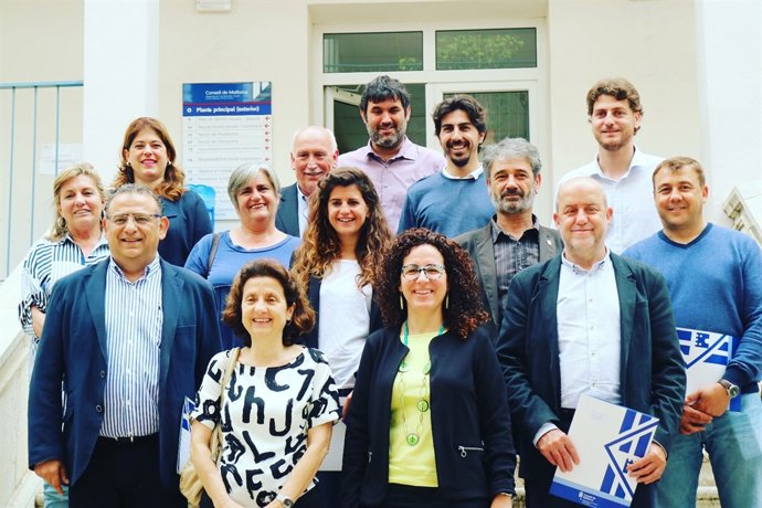 Firma del convenio entre el IMAS, el Govern y municipios