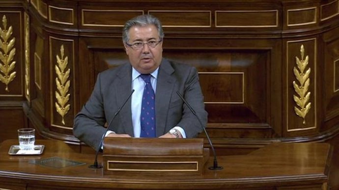 El ministro del Interior, Juan Ignacio Zoido, en el Congreso