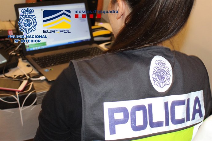 Cau una 'multinacional del frau' que va estafar vuit milions d'euros