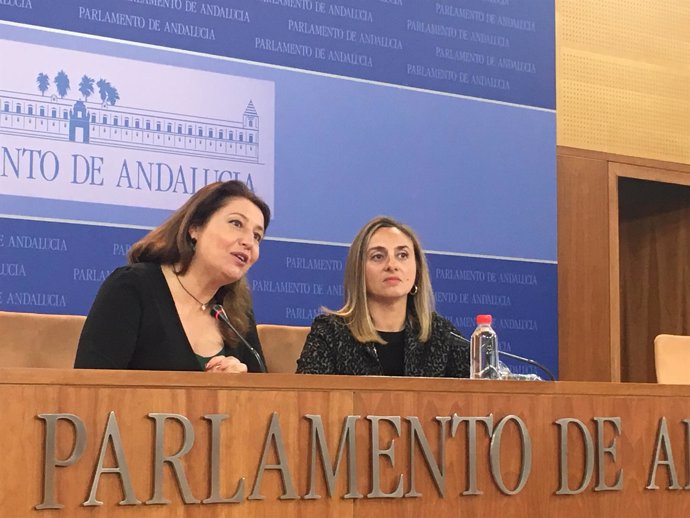 Carmen Crespo y Marifrán Carazo, en rueda de prensa
