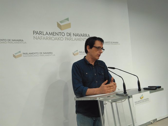 El portavoz de Podemos en el Parlamento foral, Carlos Couso