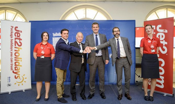 Diputación y Jet2holidays-Jet2.Com lanzan una operativa turística en Almería.