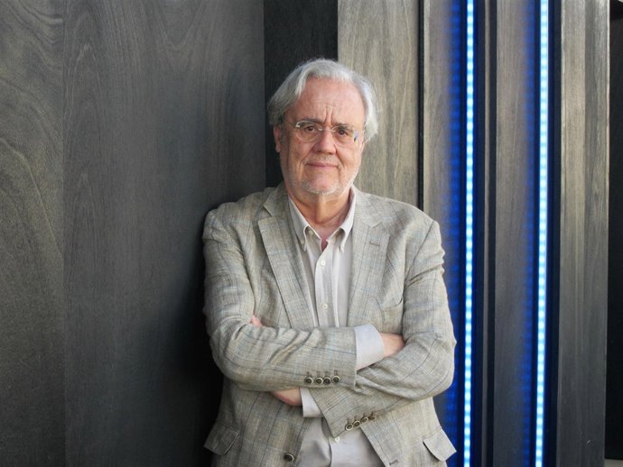 El escritor Manuel Gutiérrez Aragón