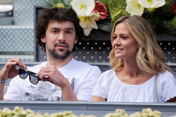 Sergio Llull y Almudena Cánovas