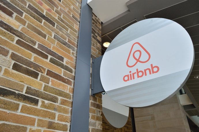 Logo d'Airbnb