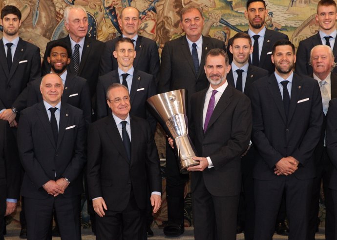 Felipe VI recibe al Real Madrid por la Euroliga conquistada