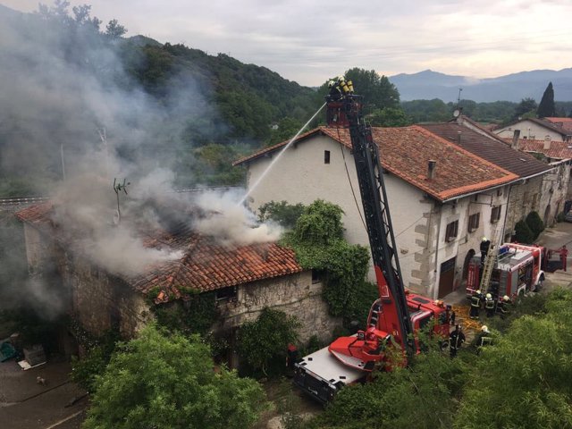 Incendio en una vivienda de Izurdiaga