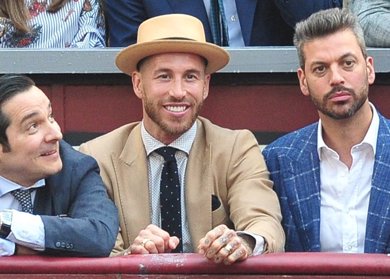 Sergio Ramos apuesta por la elegancia para una tarde de toros en Las Ventas