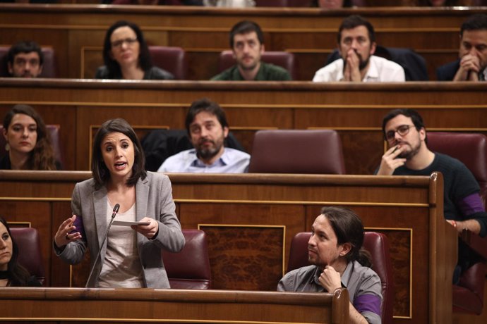 Pablo Iglesias e Irene Montero en el Congreso