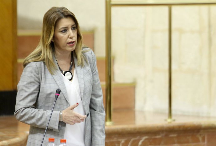 Susana Díaz, en el Pleno del Parlamento