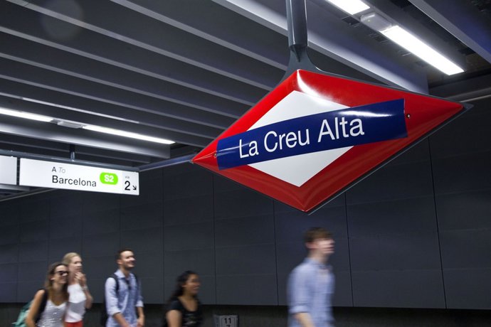 Andana de l'estació de FGC la Creu Alta