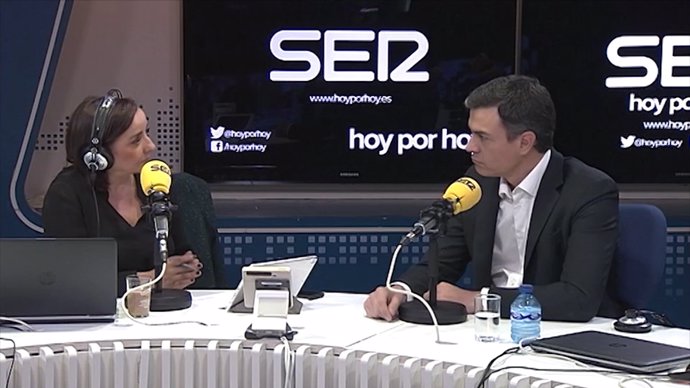 Pedro Sánchez en una entrevista radiofònica en la Cadena SER