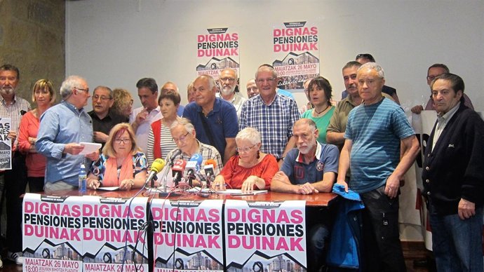 Representantes del Movimiento de Pensionistas en Bilbao        