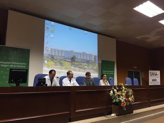 El Hospital Clínico Recibe A 65 Nuevos Especialistas Médicos Y De Enfermería Par