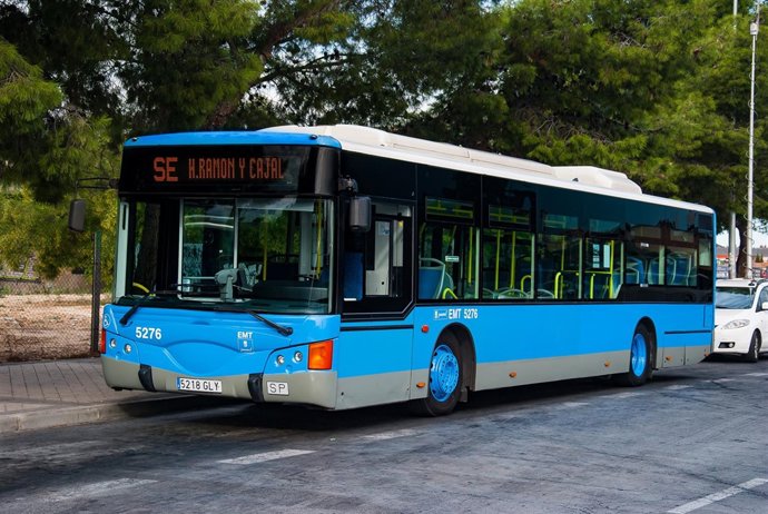Servicio Especial entre Barajas y el Hospital Ramón y Cajal de EMT