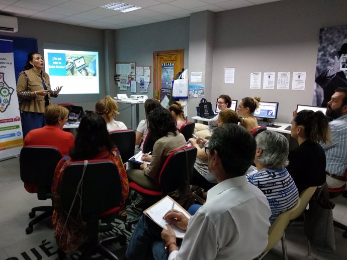 Participantes en las jornadas sobre entorno web de la Diputación