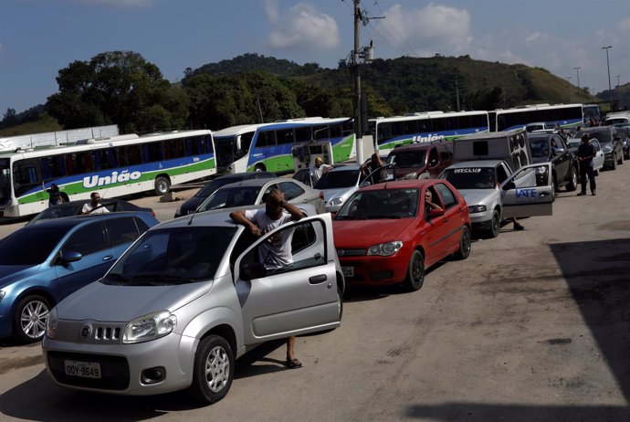 Atascos por la huelga de camioneros en Brasil