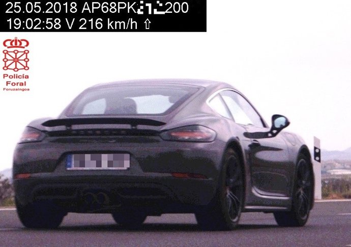 Vehículo detectado circulando a 216 km/h en la AP68
