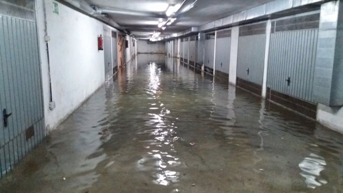 Garajes de Tarazona inundados.