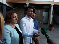 IU ve "necesario derrumbar" a Rajoy con la moción pero no le preocupan comicios en Andalucía, que "van a otro ritmo"