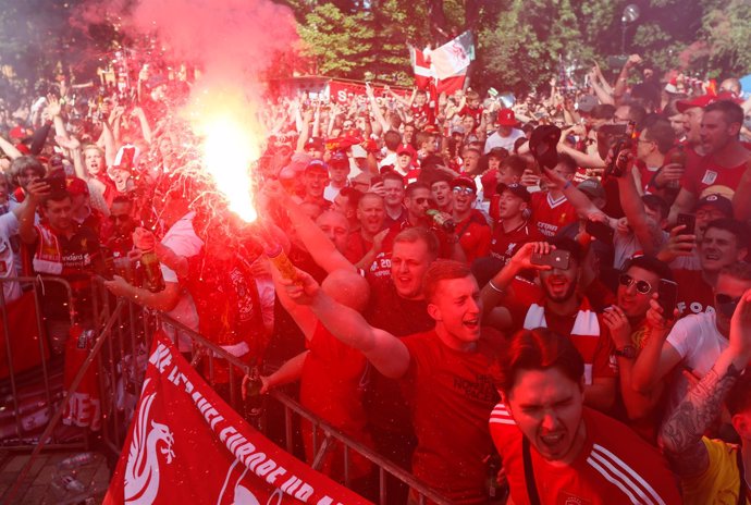 Aficionados del Liverpool en Kiev. Champions League Final. Real Madrid-Liverpool