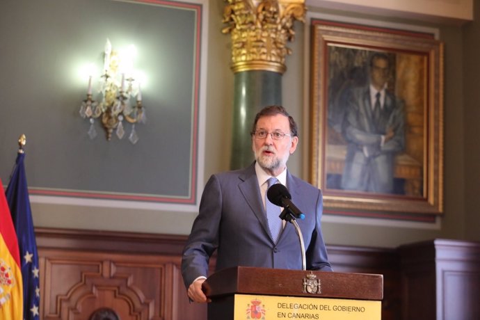 Rajoy pronuncia unas palabras tras firmar el acuerdo de Presupuestos con NC