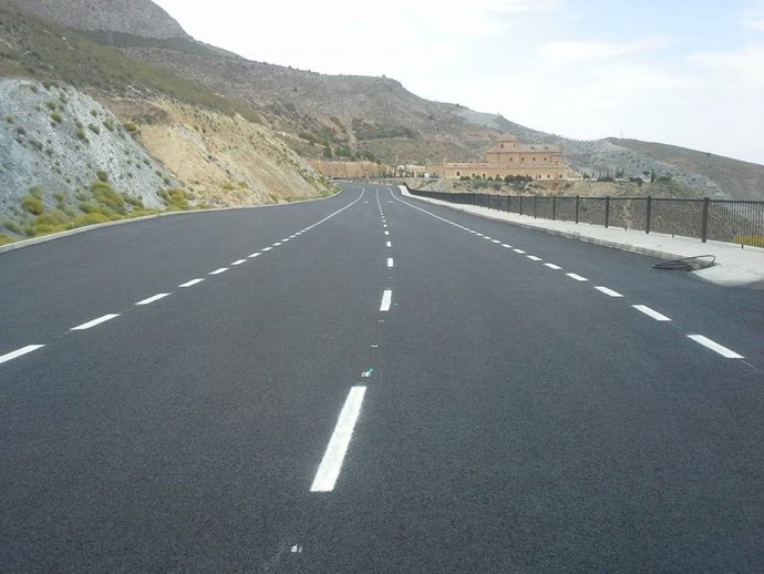 Carretera al santuario de El Saliente
