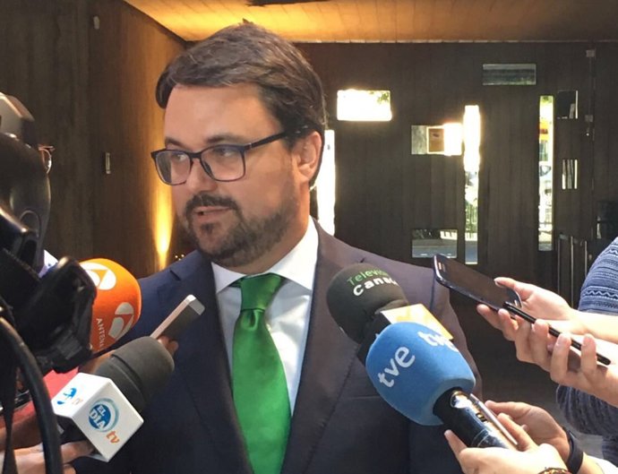 [Grupocanarias] +++Nota Prensa Y Audio+++ Antona Pide A Psoe Y Nc "No Poner En R