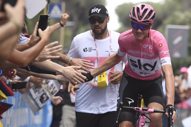 Chris Froome, feliz tras haber conquistado su primer Giro de Italia.